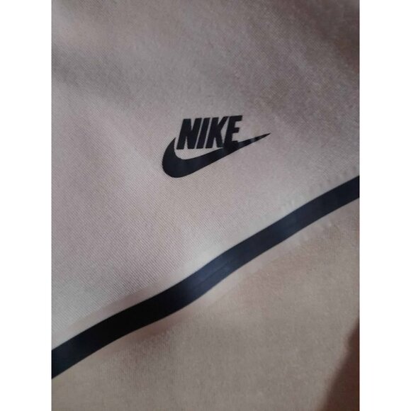 Nike Tech Fleece Hoodie Beige in Medium - Picture 7 of 8